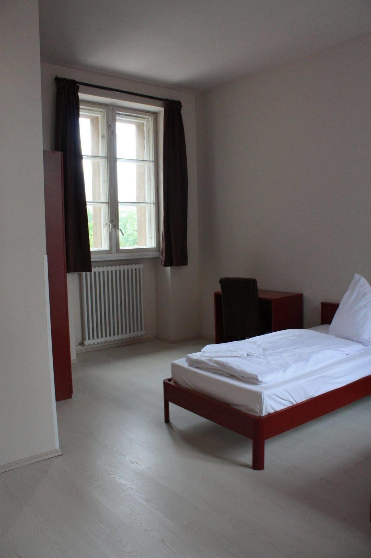 Plus Berlin Hostel Und Hotel Εξωτερικό φωτογραφία